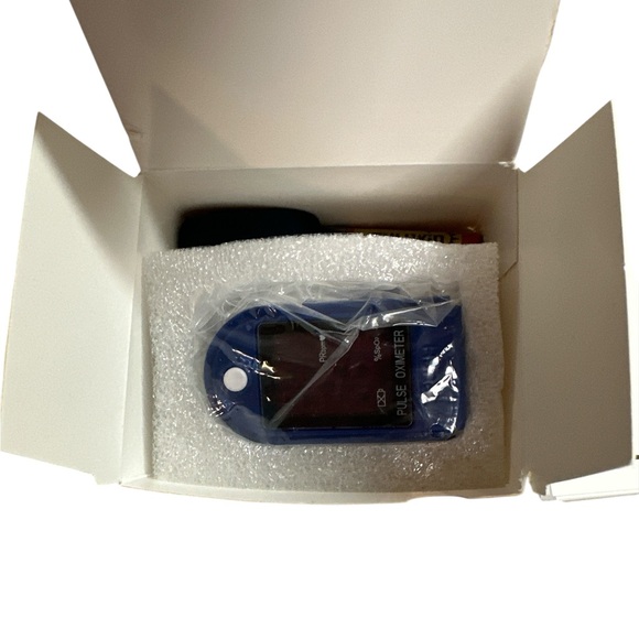 Contec Pulse Oximeter & Pulse Rate Monitor Potable LED Display CMS50DL Blue New - Picture 3 of 3